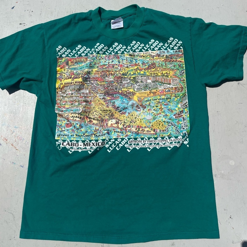 Men's Vintage‎ Cabo San Lucas T-Shirt Green Cartoon L Beach Mexico Resort Waldo